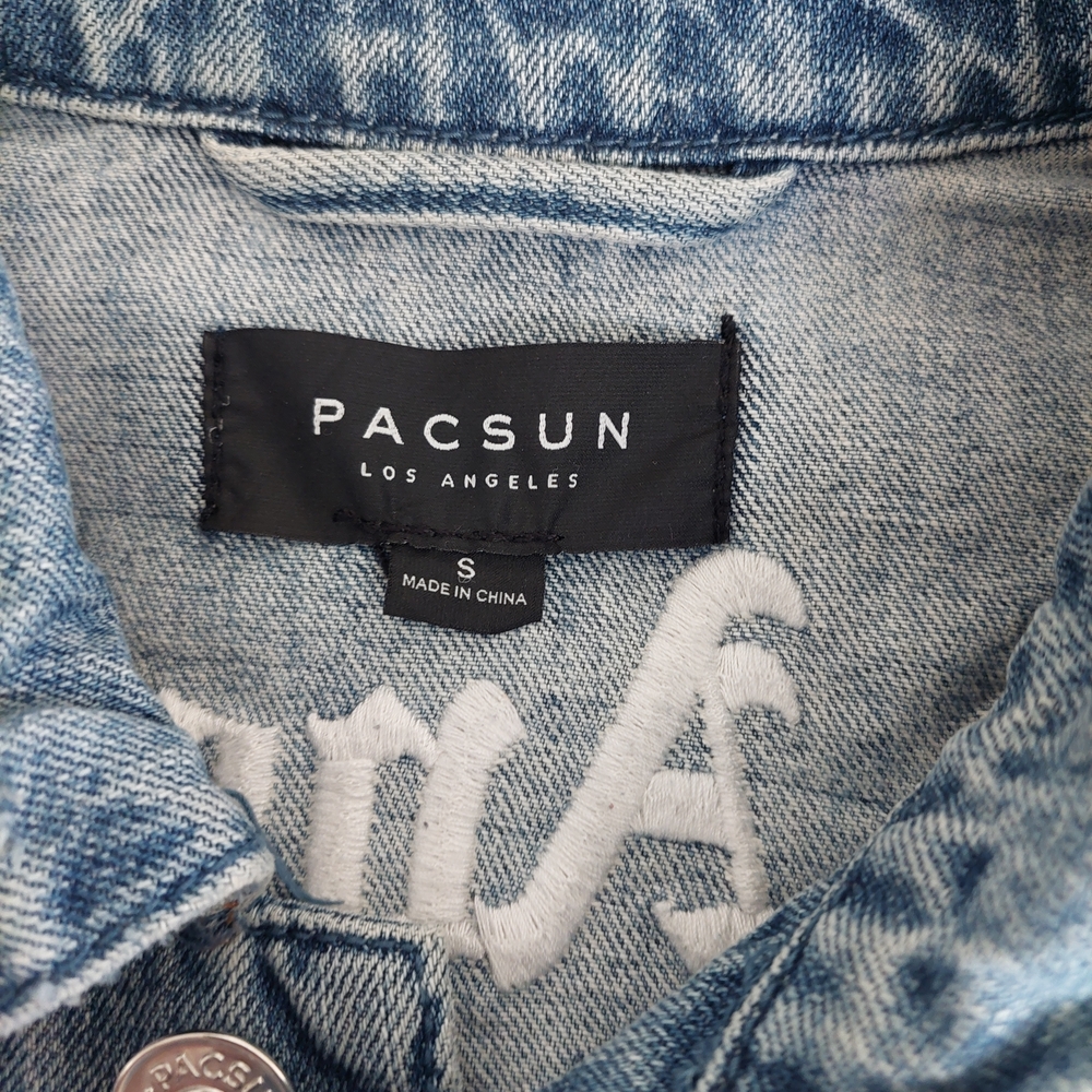 PacSun Los Angeles Distressed Denim Jacket with Rose Embroidery - Size S - Picture 3 of 9
